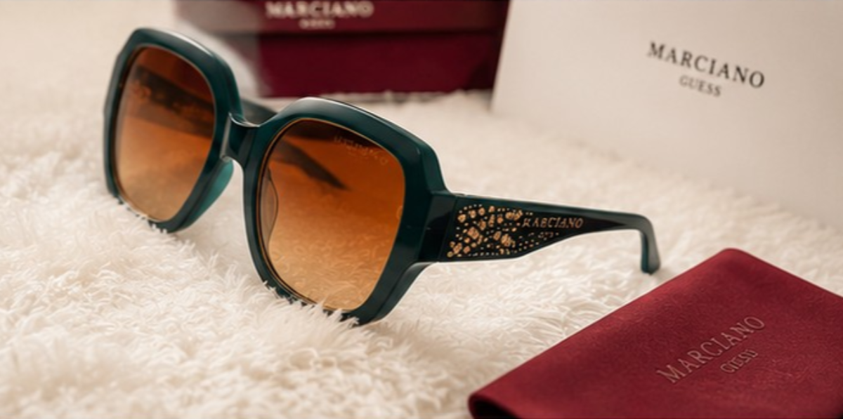 Marciano by Guess Oversized Square Sunglasses – Emerald Green